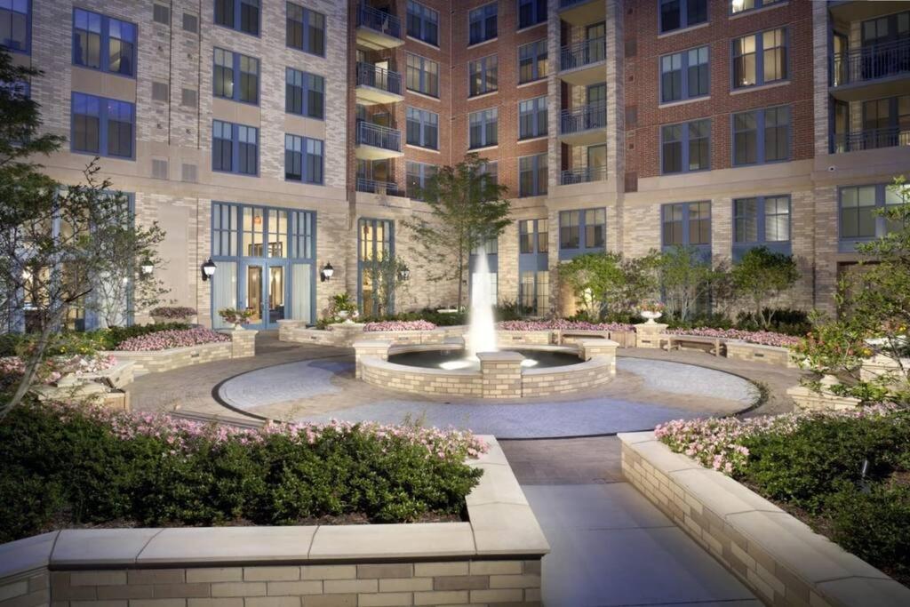 Fantastic 2 Bedroom Condo At Pentagon City 알링턴 외부 사진