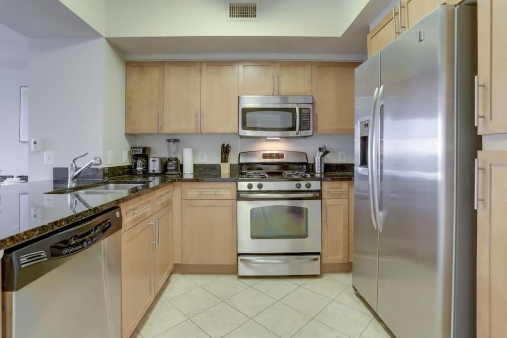 Fantastic 2 Bedroom Condo At Pentagon City 알링턴 외부 사진
