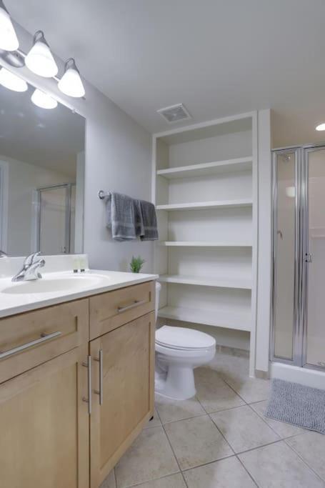 Fantastic 2 Bedroom Condo At Pentagon City 알링턴 외부 사진
