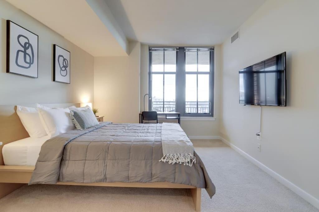 Fantastic 2 Bedroom Condo At Pentagon City 알링턴 외부 사진